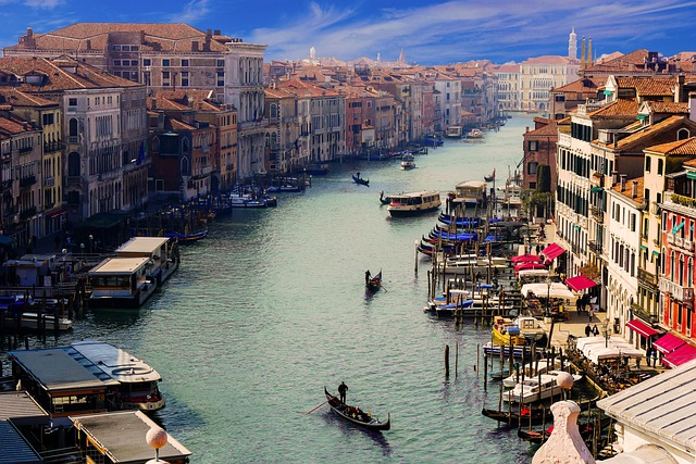 images/venice-image